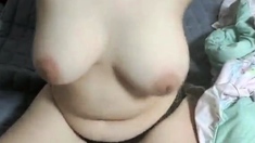 Omege japanese girl with big boobs on cams