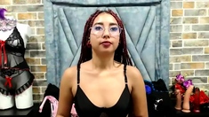Close up MILF masturbation