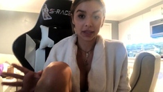 Amateur Webcam Chick Masturbates On Webcam More At