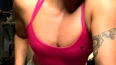 Amateur brunette ariana marie solo toying