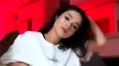 Amateur Webcam Babes Going Solo