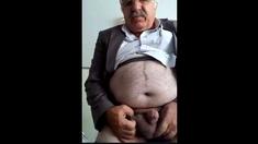 Fat Arab Bear Daddy Stroking on Cam