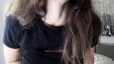 Slutty brunette can’t hold it