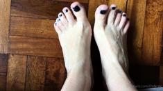 Linsey Dawn Solo Foot Fetish